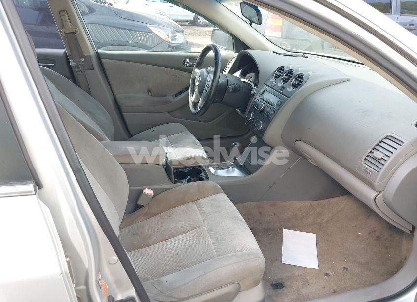 Photo 5 of 2009 Nissan Altima 2.5 S (VIN 1N4AL21E19C147964)