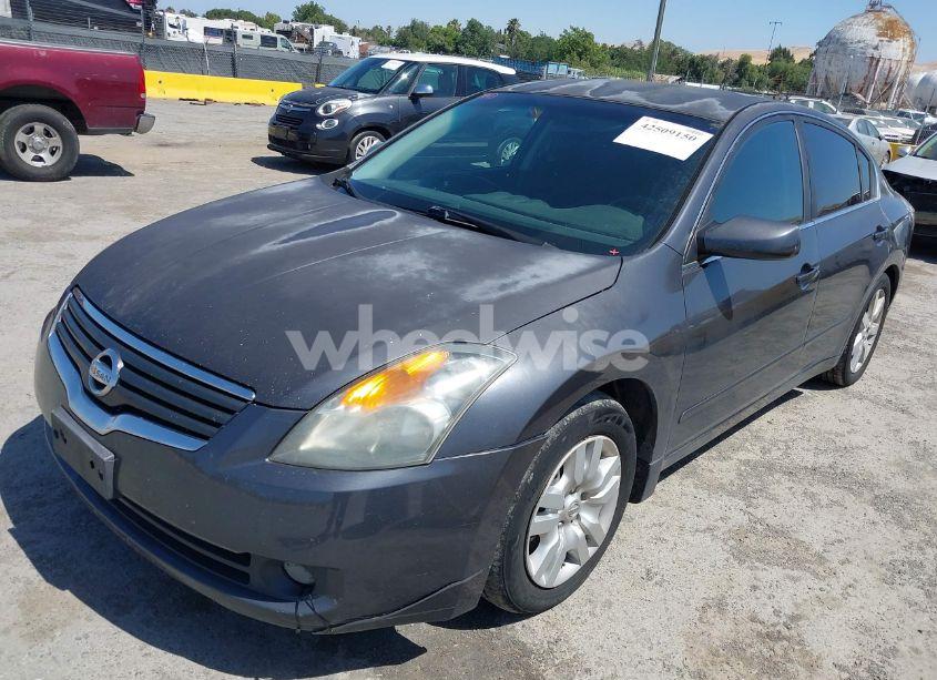 Photo 2 of 2009 Nissan Altima 2.5 S (VIN 1N4AL21E19N401838)