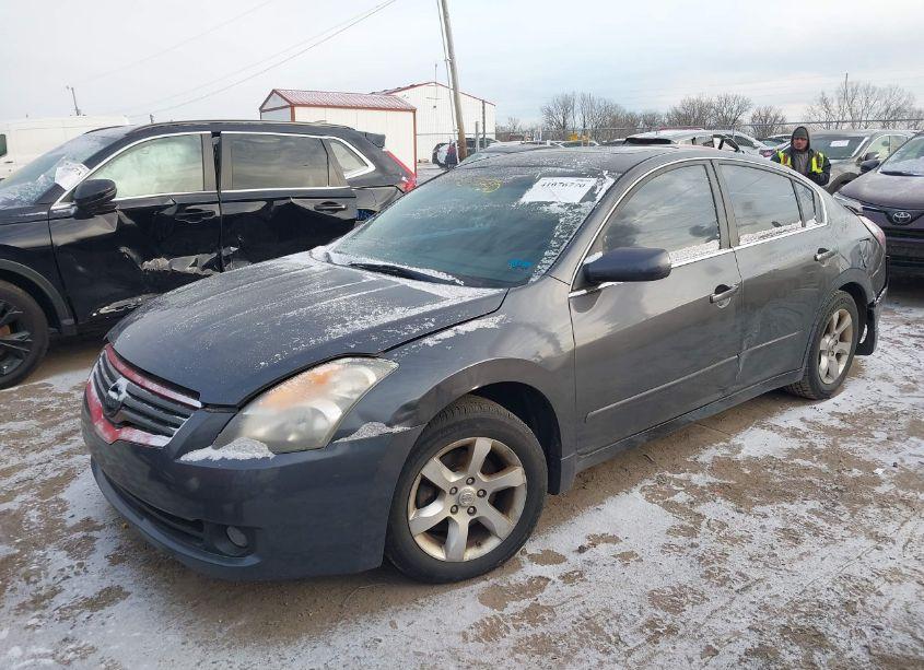 Photo 2 of 2009 Nissan Altima 2.5 S (VIN 1N4AL21E19N417439)