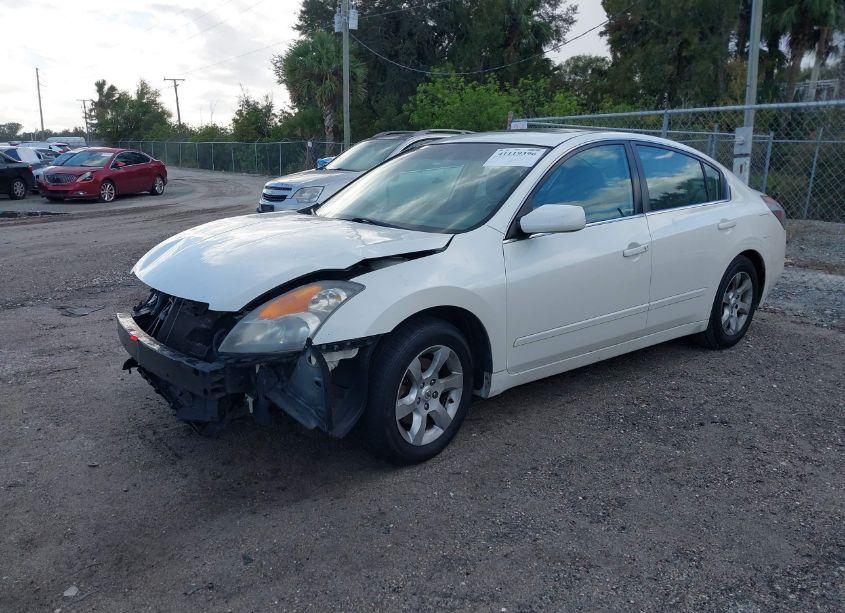 Photo 2 of 2009 Nissan Altima 2.5 S (VIN 1N4AL21E19N428912)