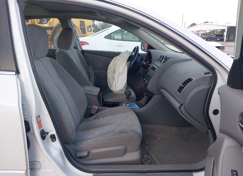 Photo 5 of 2009 Nissan Altima 2.5 S (VIN 1N4AL21E19N428912)