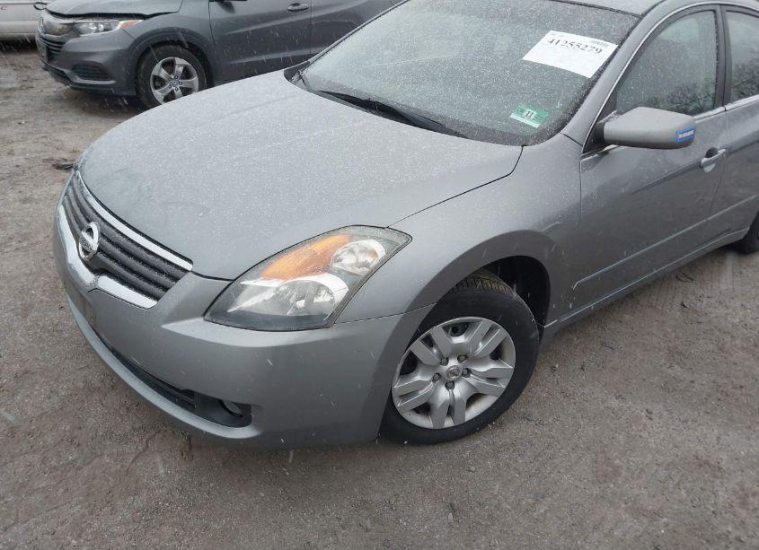 Photo 6 of 2009 Nissan Altima 2.5 S (VIN 1N4AL21E19N443796)