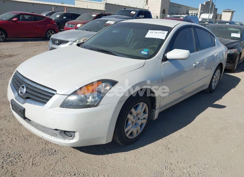 Photo 2 of 2009 Nissan Altima 2.5 S (VIN 1N4AL21E19N514303)