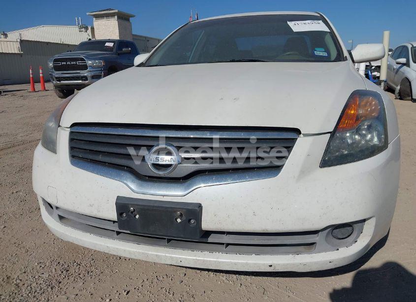 Photo 6 of 2009 Nissan Altima 2.5 S (VIN 1N4AL21E19N514303)