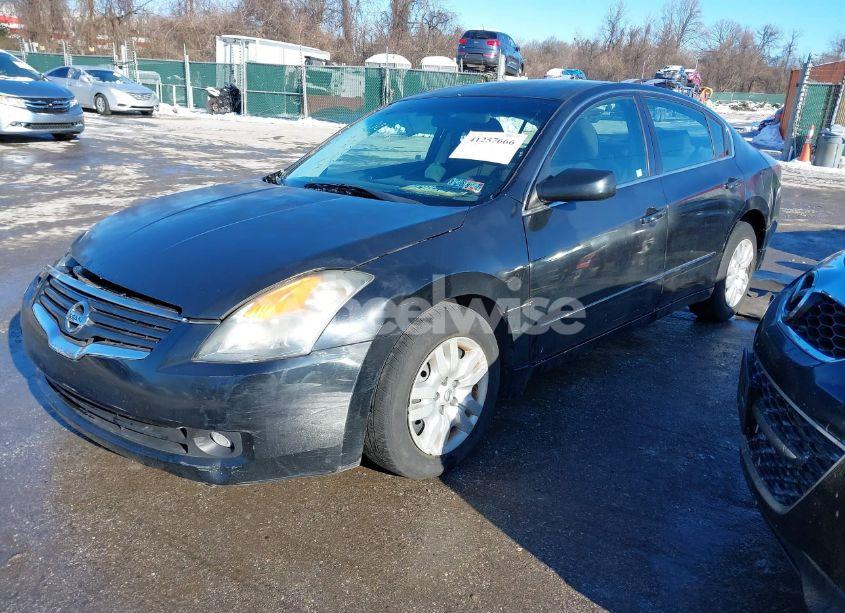 Photo 2 of 2009 Nissan Altima 2.5 S (VIN 1N4AL21E19N531621)