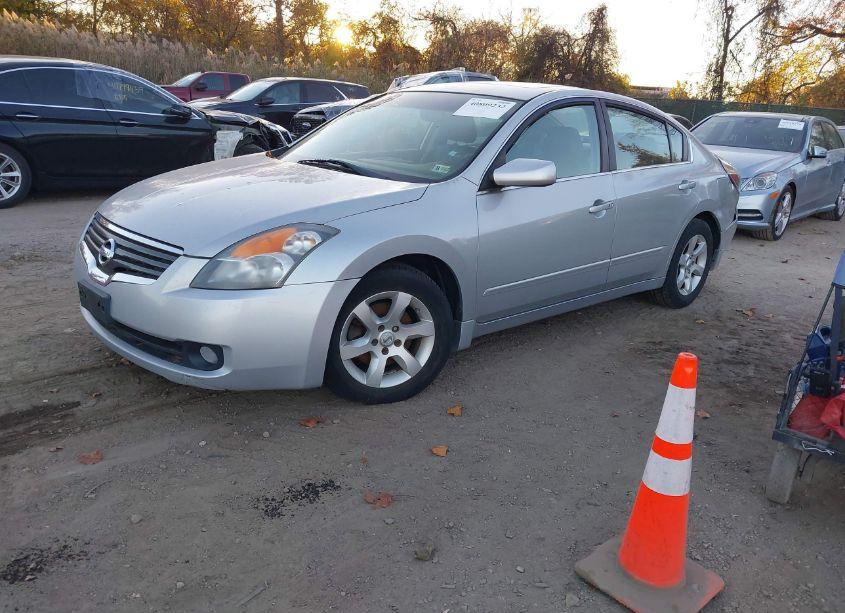Photo 2 of 2009 Nissan Altima 2.5 S (VIN 1N4AL21E19N541954)