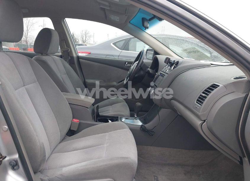 Photo 5 of 2009 Nissan Altima 2.5 (VIN 1N4AL21E29C102287)