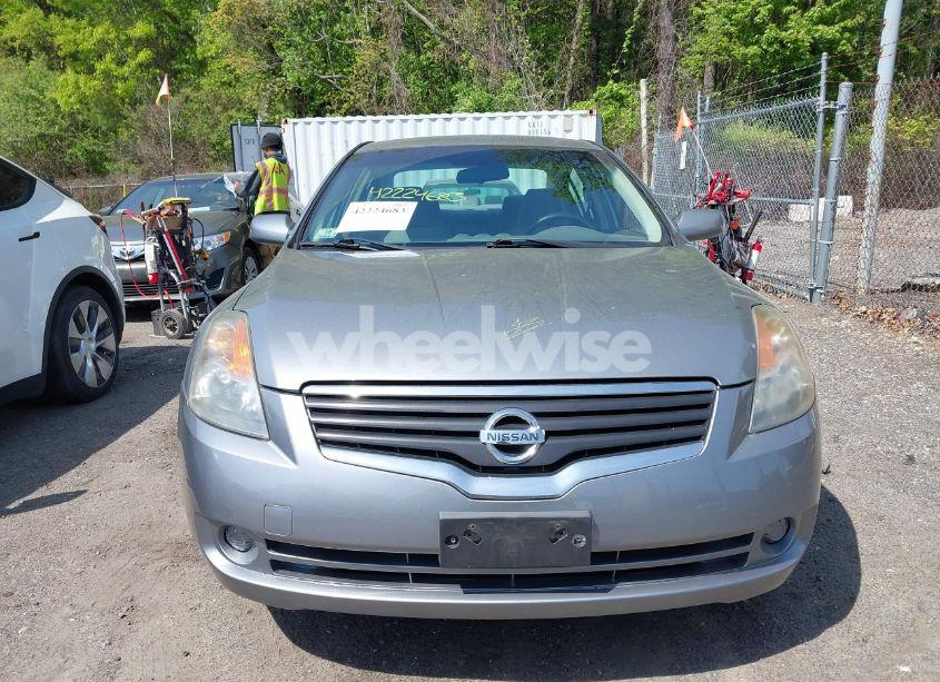 Photo 6 of 2009 Nissan Altima 2.5 S (VIN 1N4AL21E29C110342)