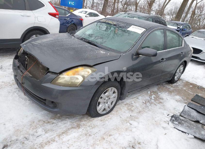 Photo 2 of 2009 Nissan Altima 2.5 S (VIN 1N4AL21E29C188085)
