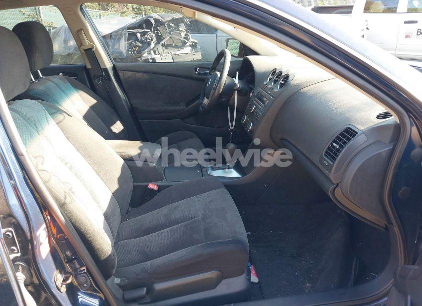 Photo 5 of 2009 Nissan Altima 2.5 S (VIN 1N4AL21E29N437456)