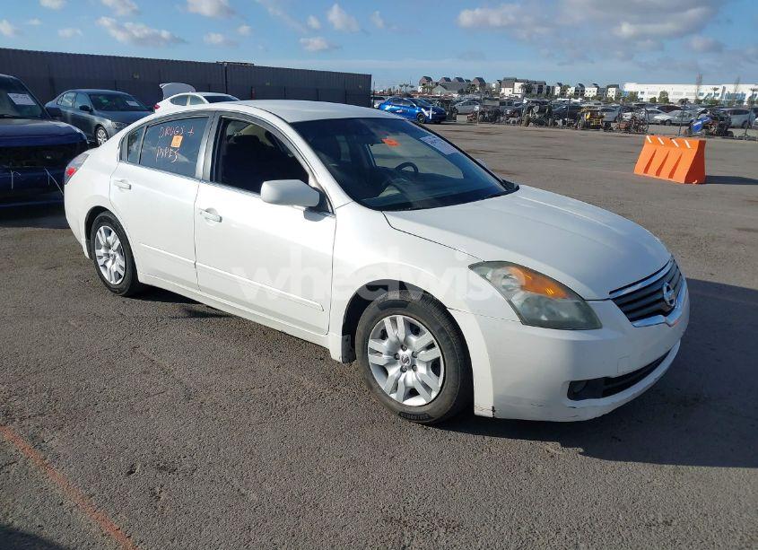 2009 Nissan Altima 2.5 S (VIN 1N4AL21E29N470103) main photo