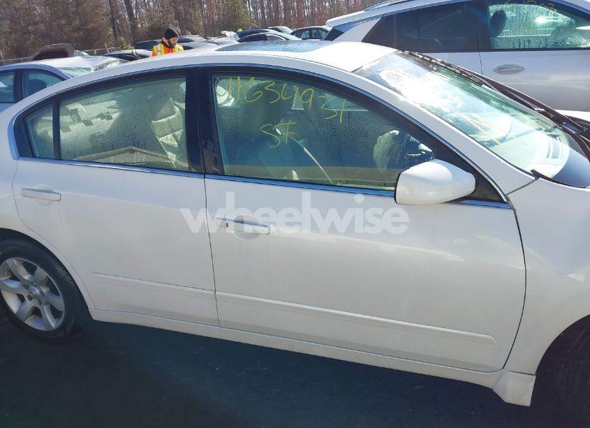 Photo 14 of 2009 Nissan Altima 2.5 S (VIN 1N4AL21E29N543180)