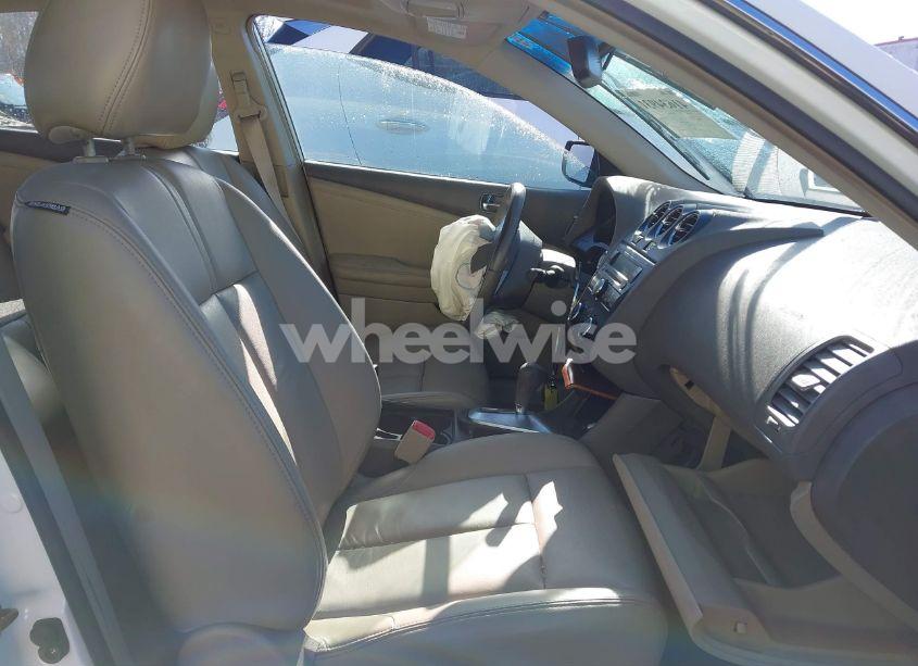 Photo 5 of 2009 Nissan Altima 2.5 S (VIN 1N4AL21E29N543180)