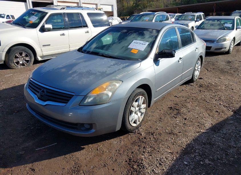 Photo 2 of 2009 Nissan Altima 2.5 S (VIN 1N4AL21E39N422139)