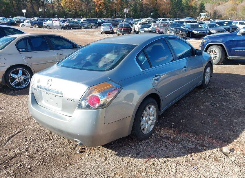 Photo 4 of 2009 Nissan Altima 2.5 S (VIN 1N4AL21E39N422139)