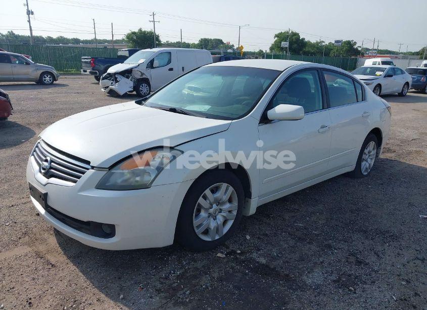 Photo 2 of 2009 Nissan Altima 2.5 S (VIN 1N4AL21E39N462639)