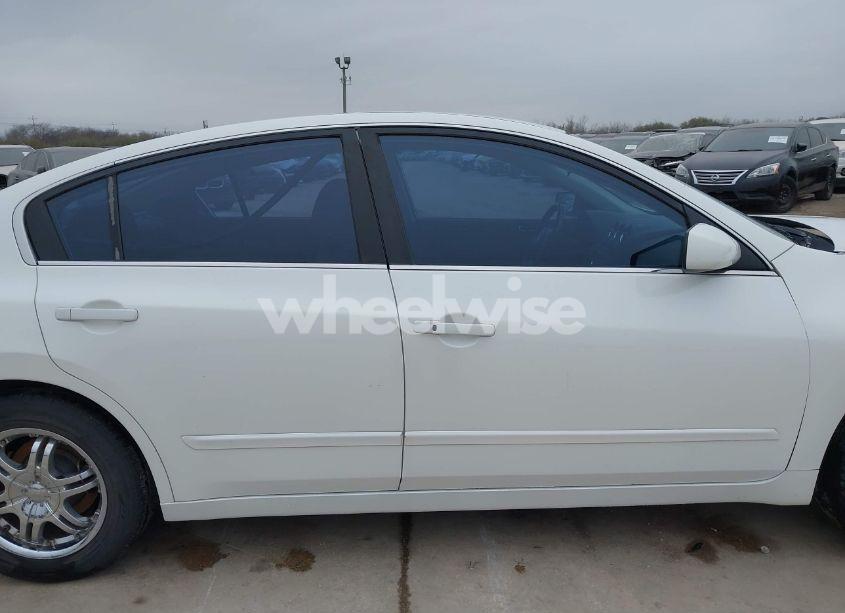 Photo 13 of 2009 Nissan Altima 2.5 S (VIN 1N4AL21E39N467081)