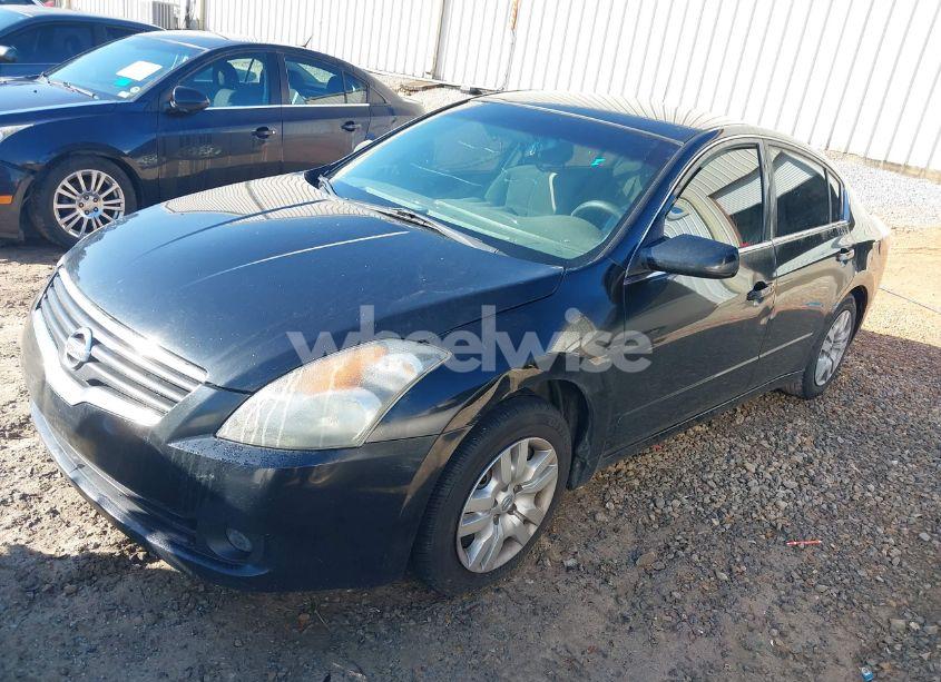Photo 2 of 2009 Nissan Altima 2.5 S (VIN 1N4AL21E39N469381)