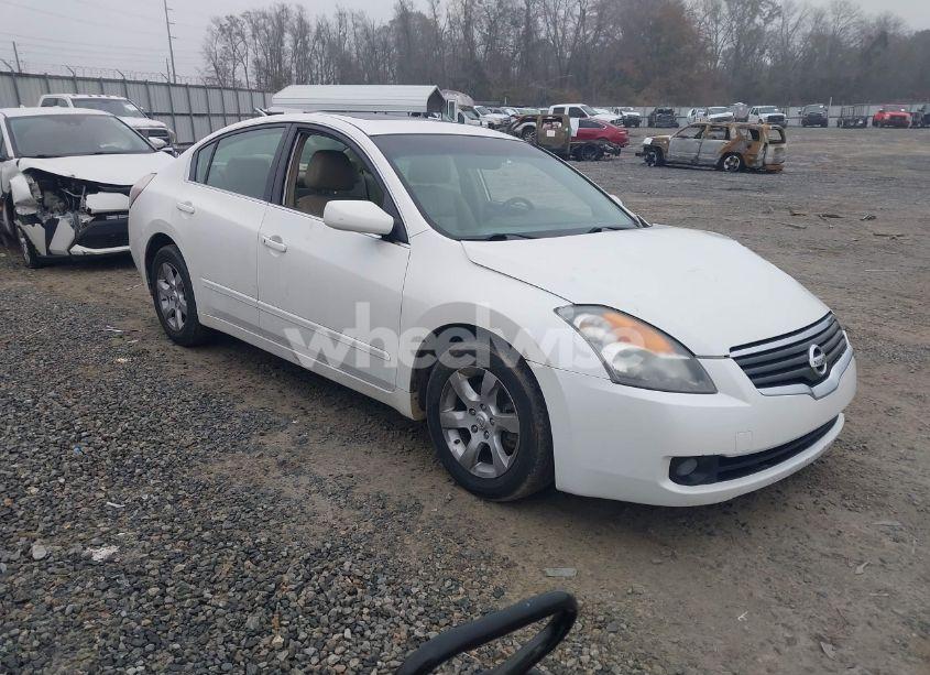 2008 Nissan Altima 2.5 S (VIN 1N4AL21E48N444424) main photo
