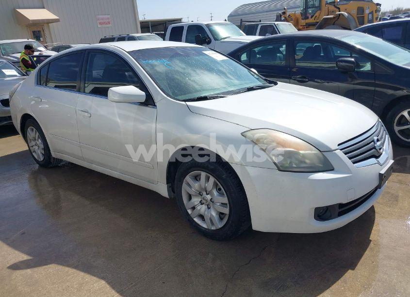 2009 Nissan Altima 2.5 (VIN 1N4AL21E49C104381) main photo