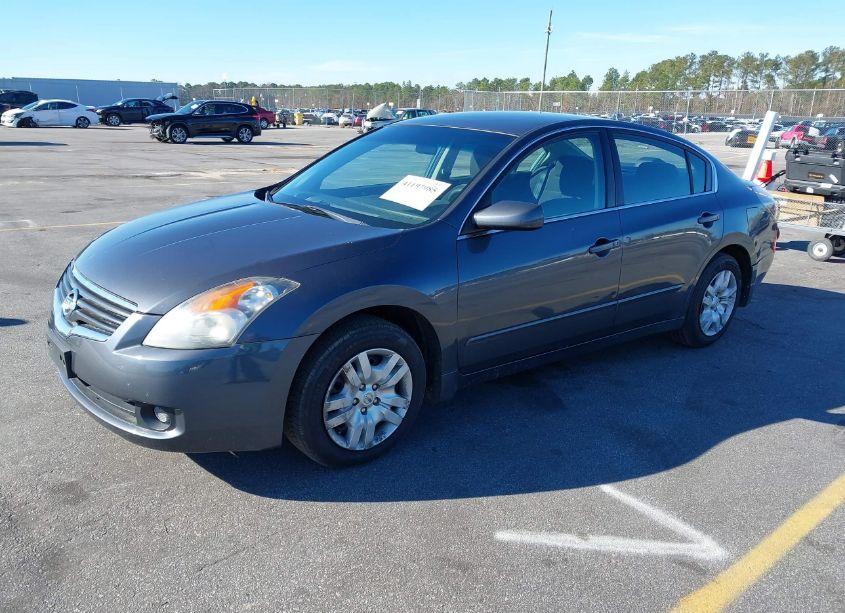 Photo 2 of 2009 Nissan Altima 2.5 S (VIN 1N4AL21E49N561826)