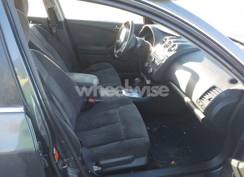 Photo 5 of 2009 Nissan Altima 2.5 S (VIN 1N4AL21E59C175718)