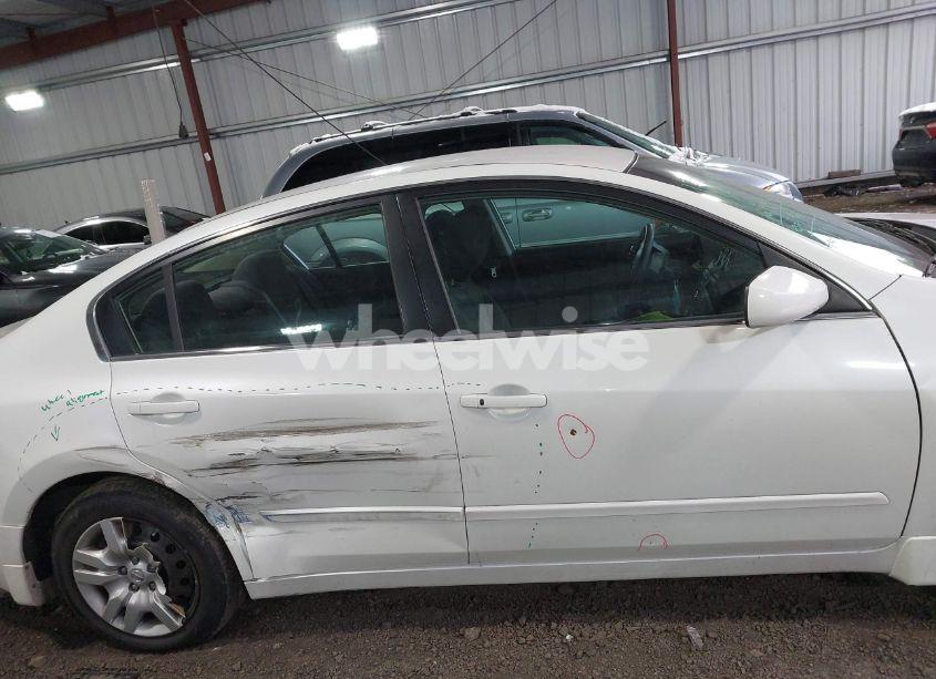 Photo 13 of 2009 Nissan Altima 2.5 S (VIN 1N4AL21E59N400398)