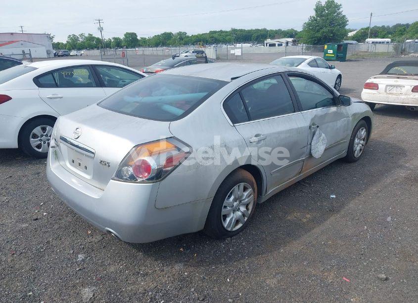 Photo 4 of 2009 Nissan Altima 2.5 S (VIN 1N4AL21E59N478888)