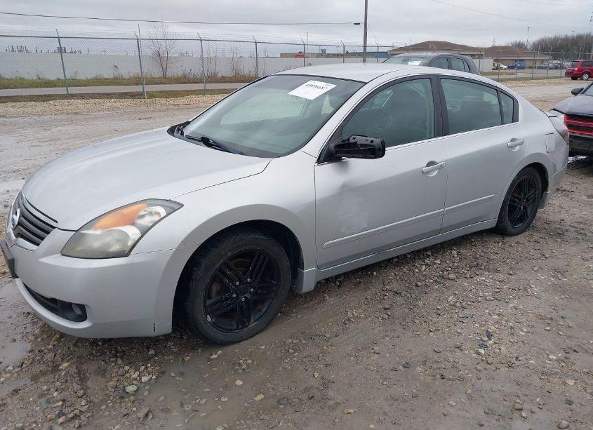 Photo 2 of 2009 Nissan Altima 2.5 S (VIN 1N4AL21E59N551970)