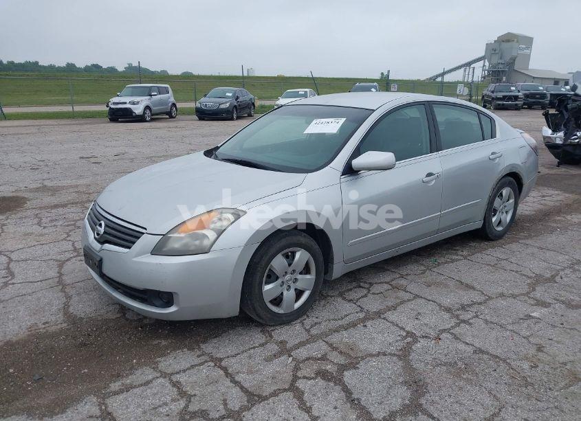Photo 2 of 2008 Nissan Altima 2.5 S (VIN 1N4AL21E68C179677)