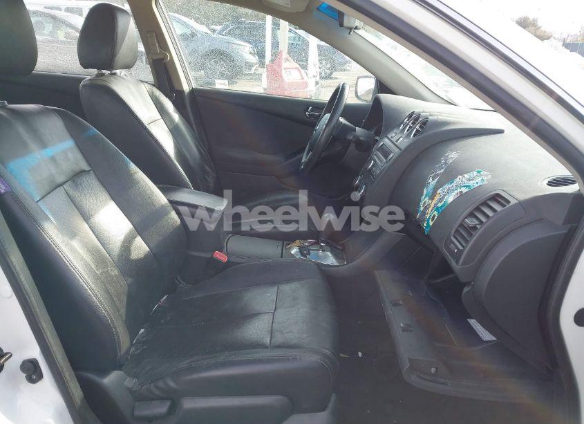 Photo 5 of 2009 Nissan Altima 2.5 S (VIN 1N4AL21E69C106889)