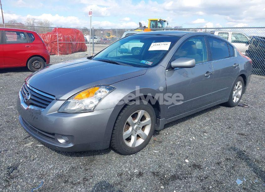 Photo 2 of 2009 Nissan Altima 2.5 S (VIN 1N4AL21E69N412530)