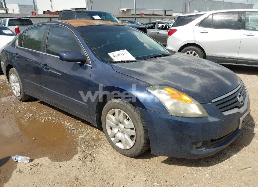 2009 Nissan Altima 2.5 S (VIN 1N4AL21E69N425827) main photo