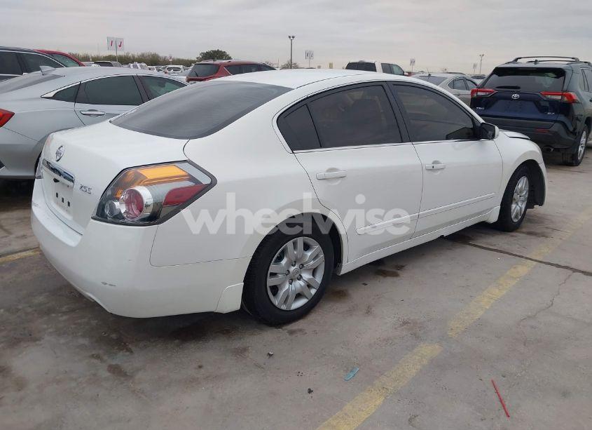 Photo 4 of 2009 Nissan Altima 2.5 S (VIN 1N4AL21E69N498650)