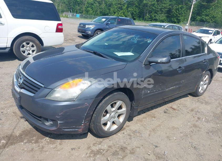 Photo 2 of 2009 Nissan Altima 2.5 S (VIN 1N4AL21E69N560905)