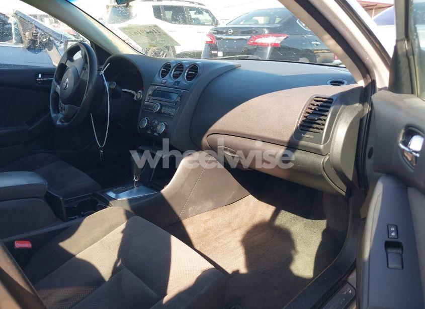 Photo 5 of 2009 Nissan Altima 2.5 S (VIN 1N4AL21E79N452079)