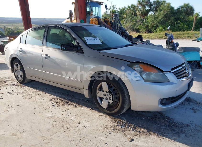 2007 Nissan Altima 2.5 S (VIN 1N4AL21E87N461354) main photo