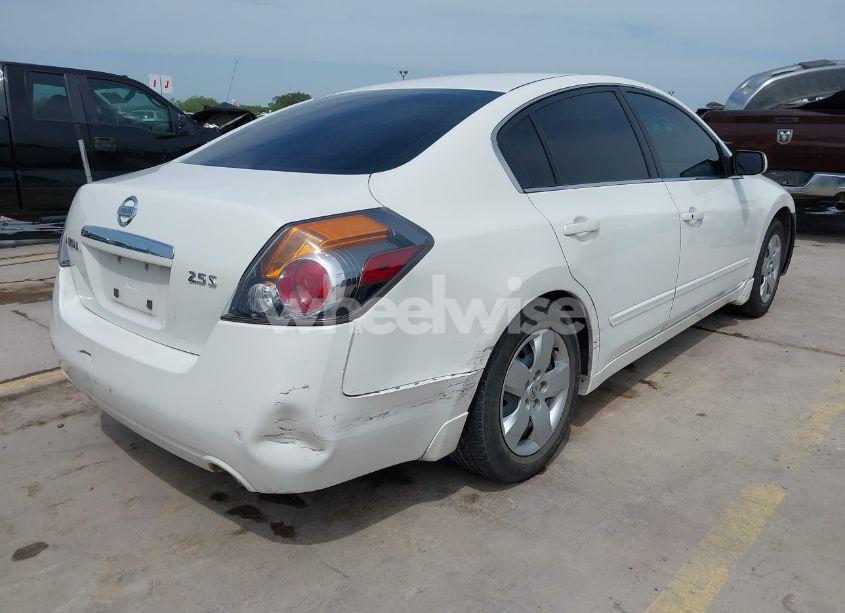 Photo 4 of 2008 Nissan Altima 2.5 S (VIN 1N4AL21E88C171404)
