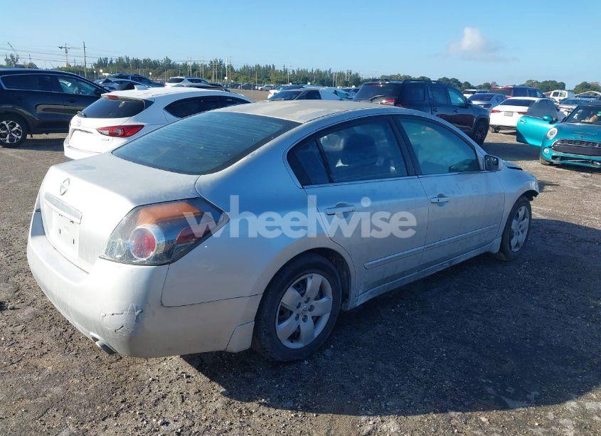 Photo 4 of 2008 Nissan Altima 2.5 S (VIN 1N4AL21E88N445611)