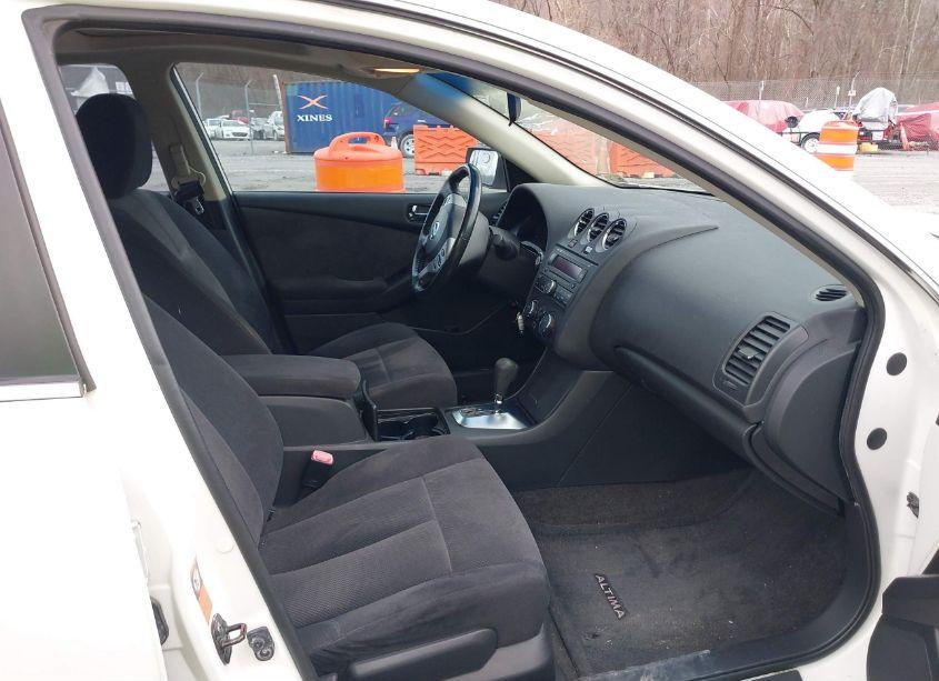 Photo 5 of 2009 Nissan Altima 2.5 S (VIN 1N4AL21E89C148111)