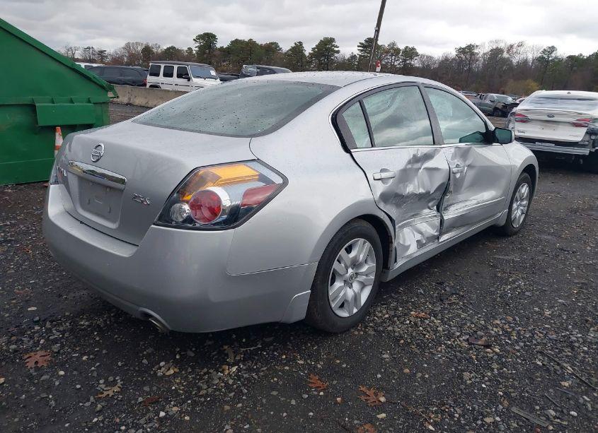 Photo 4 of 2009 Nissan Altima 2.5 S (VIN 1N4AL21E89N417731)