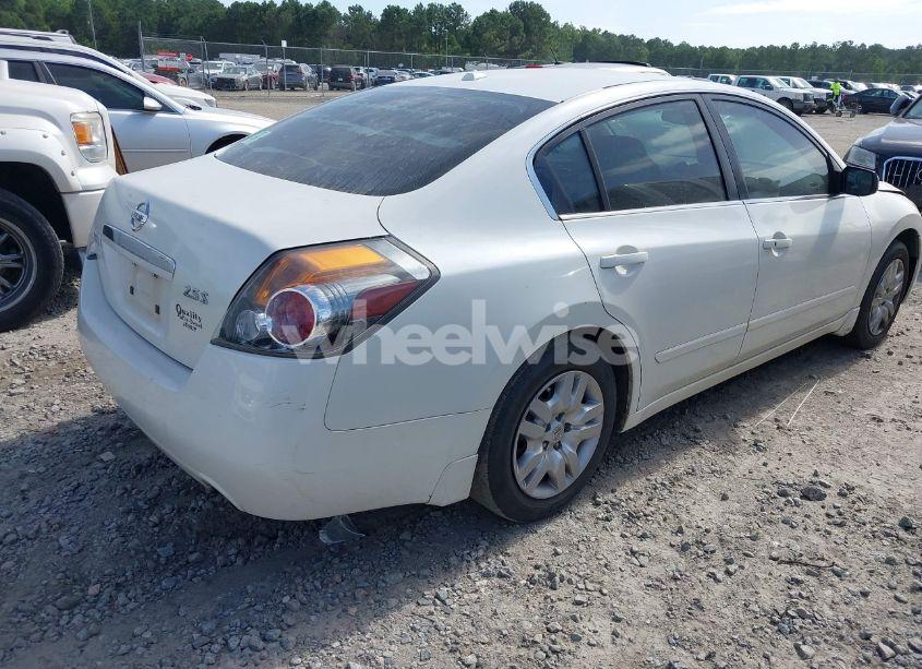 Photo 4 of 2009 Nissan Altima 2.5 S (VIN 1N4AL21E99N425286)