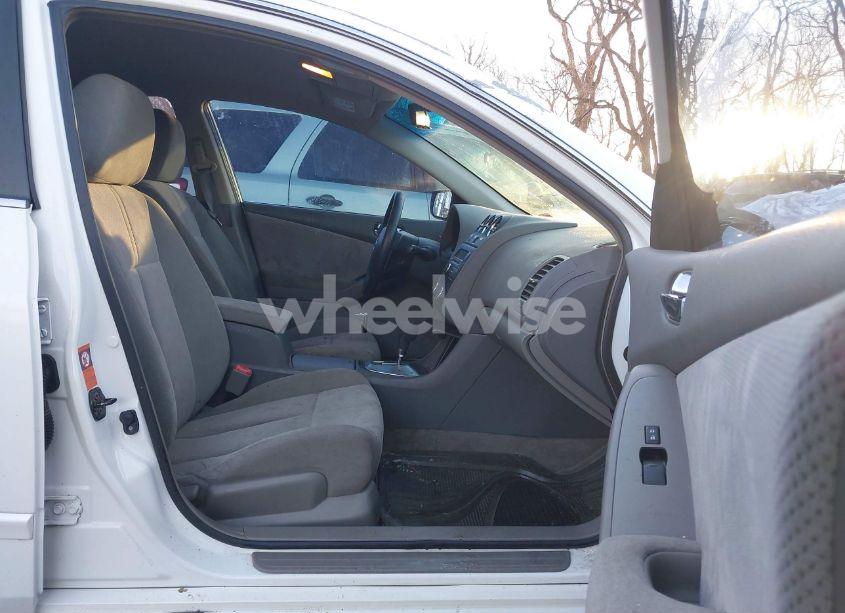 Photo 5 of 2009 Nissan Altima 2.5 S (VIN 1N4AL21EX9C110041)