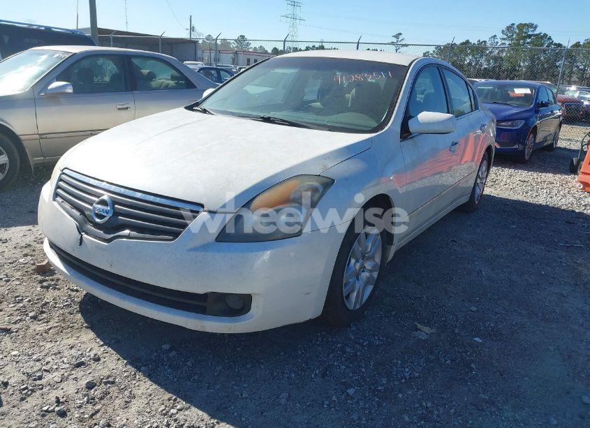 Photo 2 of 2009 Nissan Altima 2.5 S (VIN 1N4AL21EX9N462668)