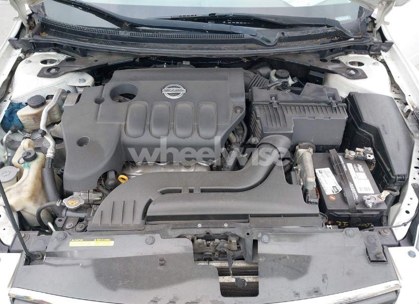 Photo 10 of 2009 Nissan Altima 2.5 S (VIN 1N4AL21EX9N487652)