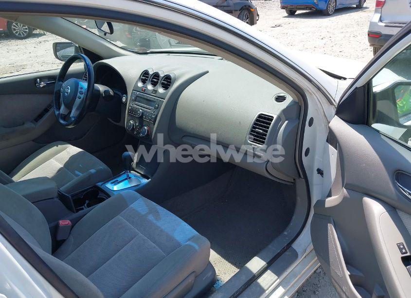 Photo 5 of 2009 Nissan Altima 2.5 S (VIN 1N4AL21EX9N530497)