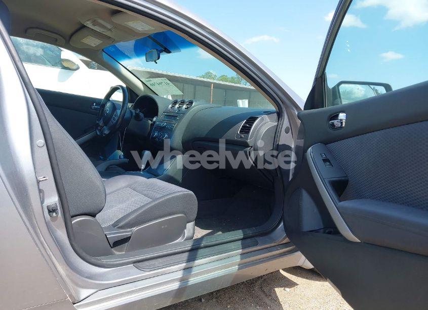 Photo 5 of 2009 Nissan Altima 2.5 S (VIN 1N4AL24E09C199596)