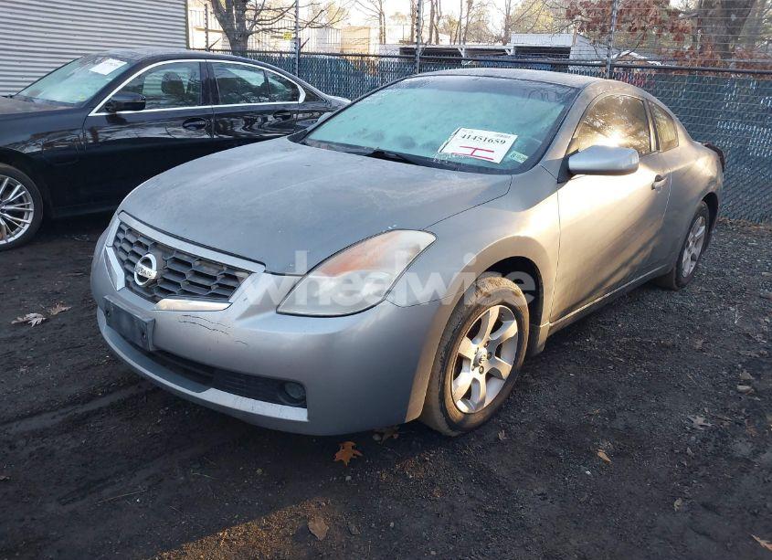 Photo 2 of 2009 Nissan Altima 2.5 S (VIN 1N4AL24E29C181990)