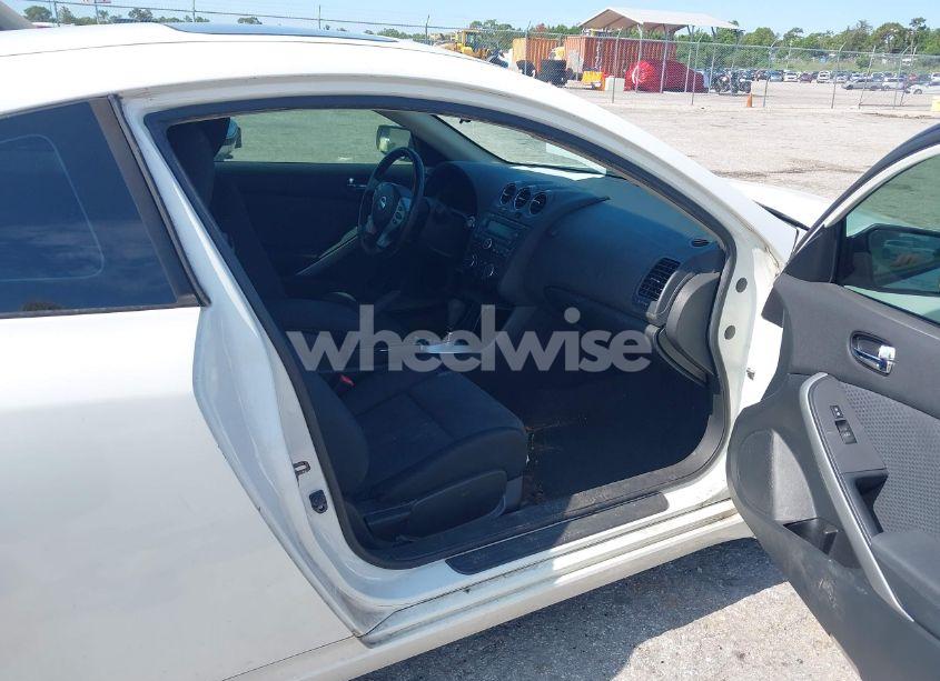 Photo 5 of 2009 Nissan Altima 2.5 S (VIN 1N4AL24E89C196218)