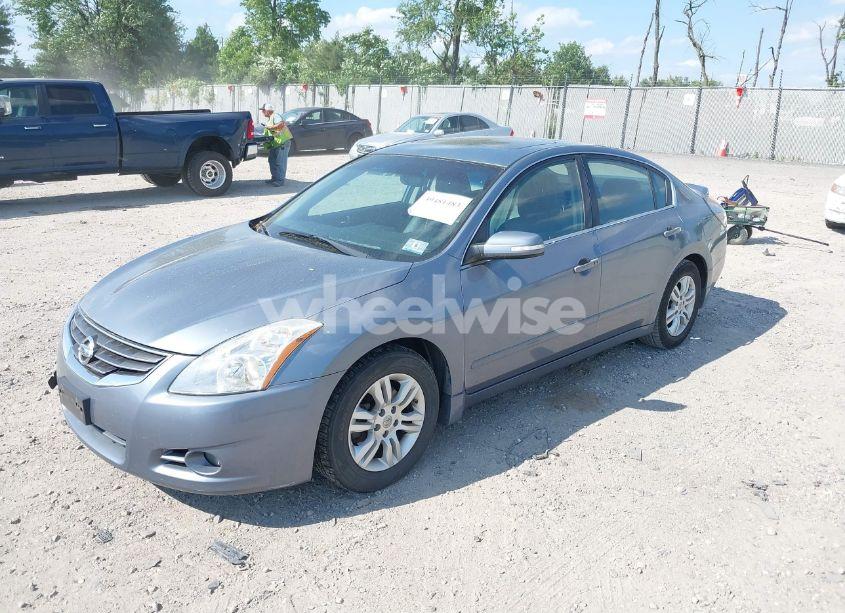 Photo 2 of 2010 Nissan Altima 2.5 S (VIN 1N4AL2AP0AC175115)